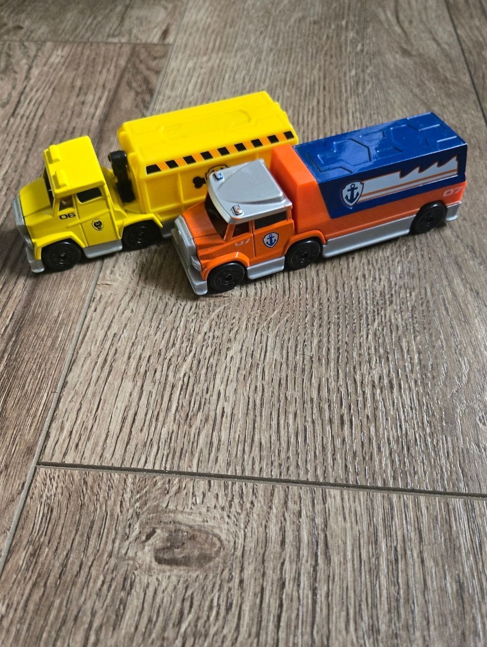 Paw Patrol Cargo Trucks Bundle – Zuma & Rubble Transport Vehicles